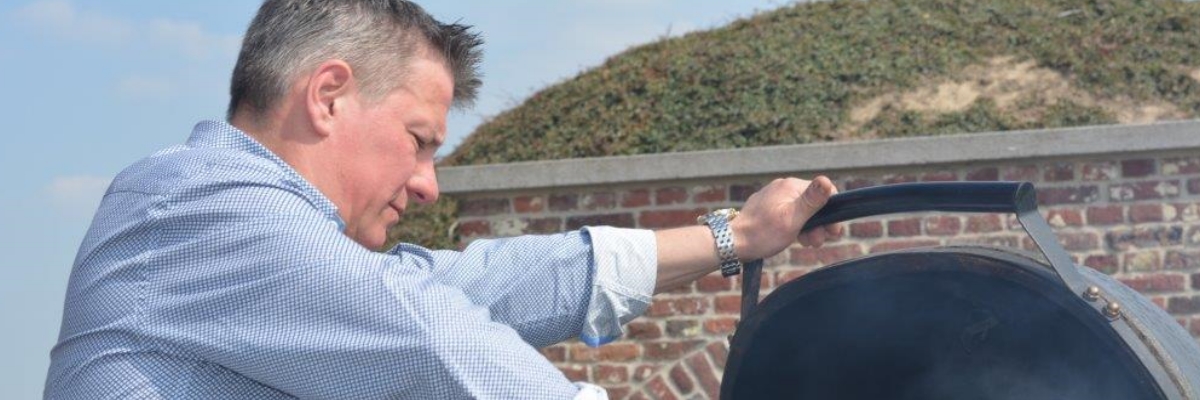 Chef José Vanbeselaere aan het werk